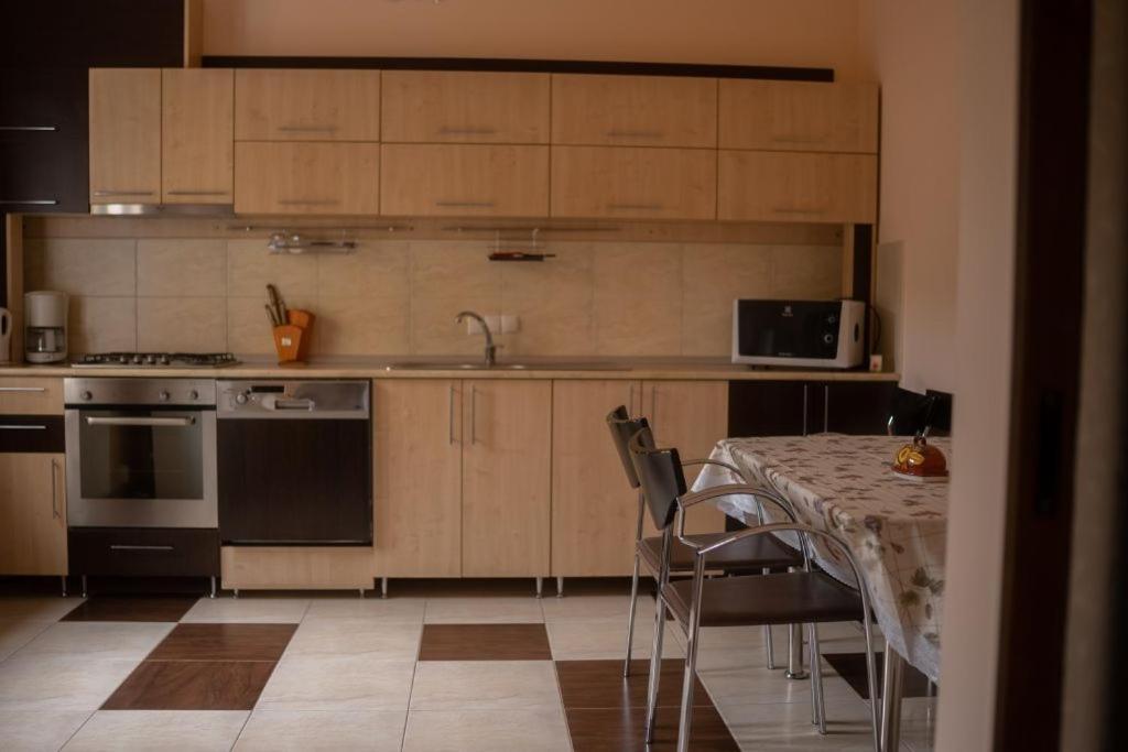 Casa Ramona Appartement Turda Buitenkant foto